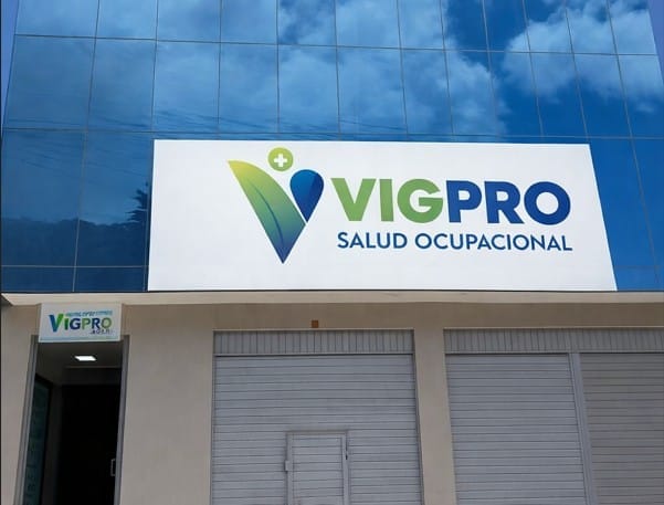 Fachada de la sede VIGPRO Salud Ocupacional en Abancay